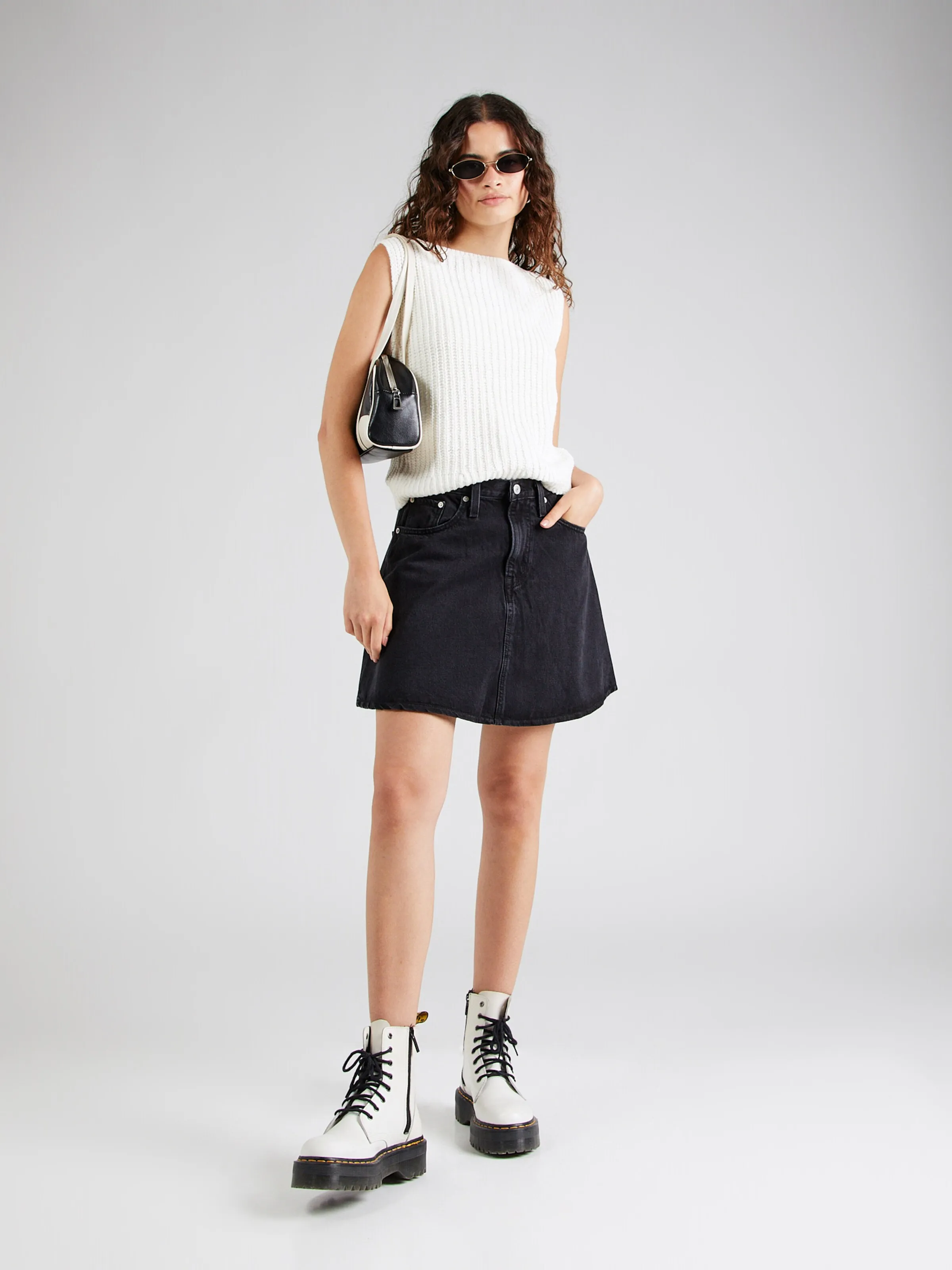 Falda 'Mini Flounce Skirt' LEVI'S ® en Negro Denim