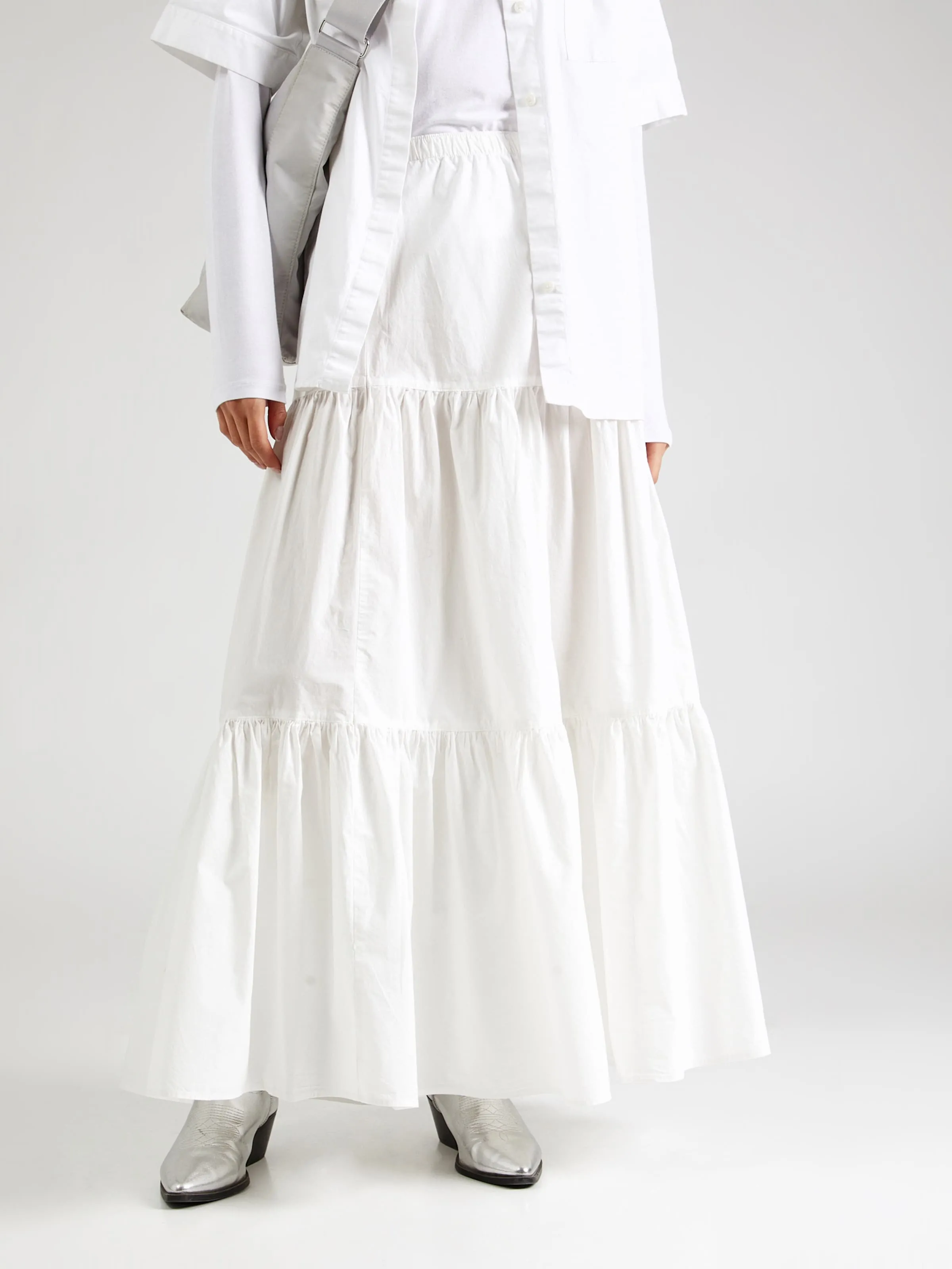 Falda 'Nico Tiered' WEEKDAY en Blanco